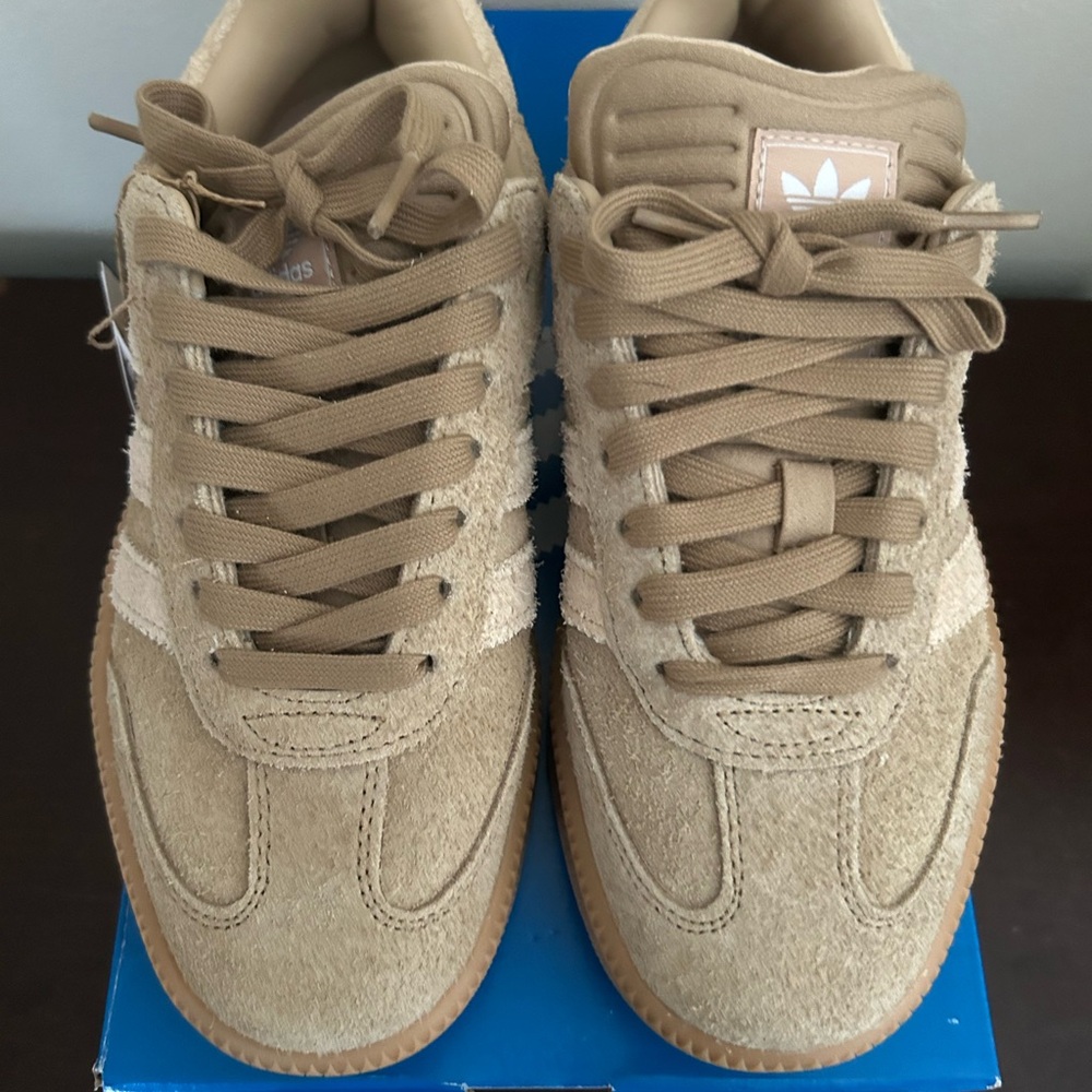 New Adidas Women's Samba XLG Beige Suede Sneakers Sz 6.5